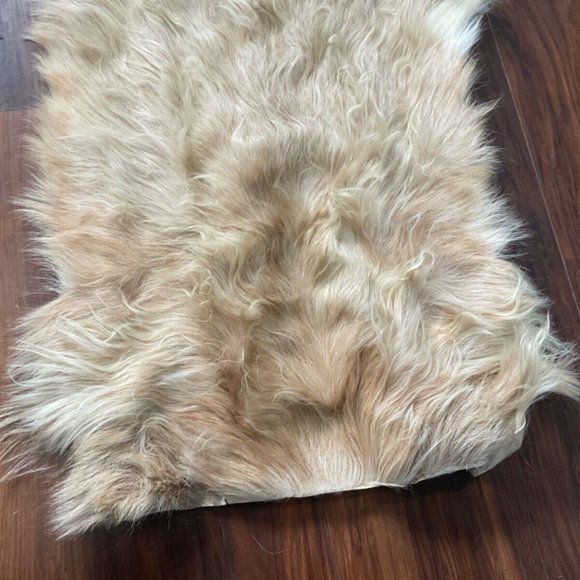 Vintage Genuine Goatskin animal rug cream & brown Long hair 135cm x 55CM - Picture 3 of 4